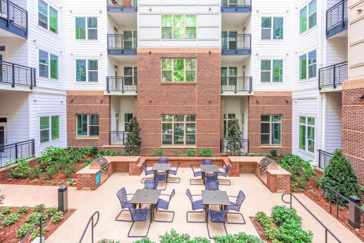 Modish And Spacious Apartments At The Exchange On Erwin In Durham, North Carolina Exterior foto